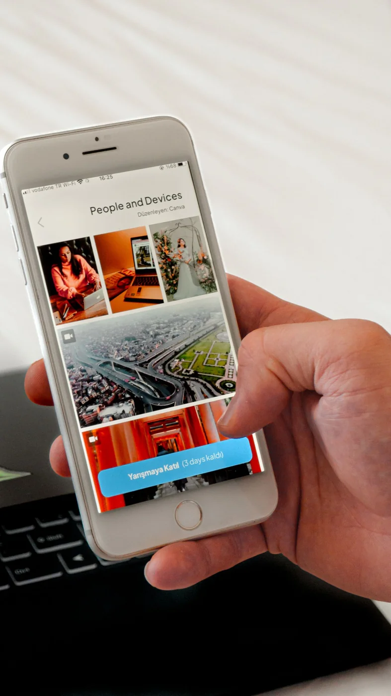 A website is viewed on a small smartphone screen.